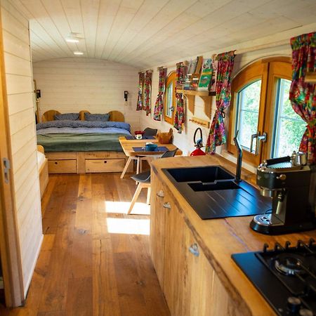 La Tiny House De La Bergerie Villa Lierneux ภายนอก รูปภาพ