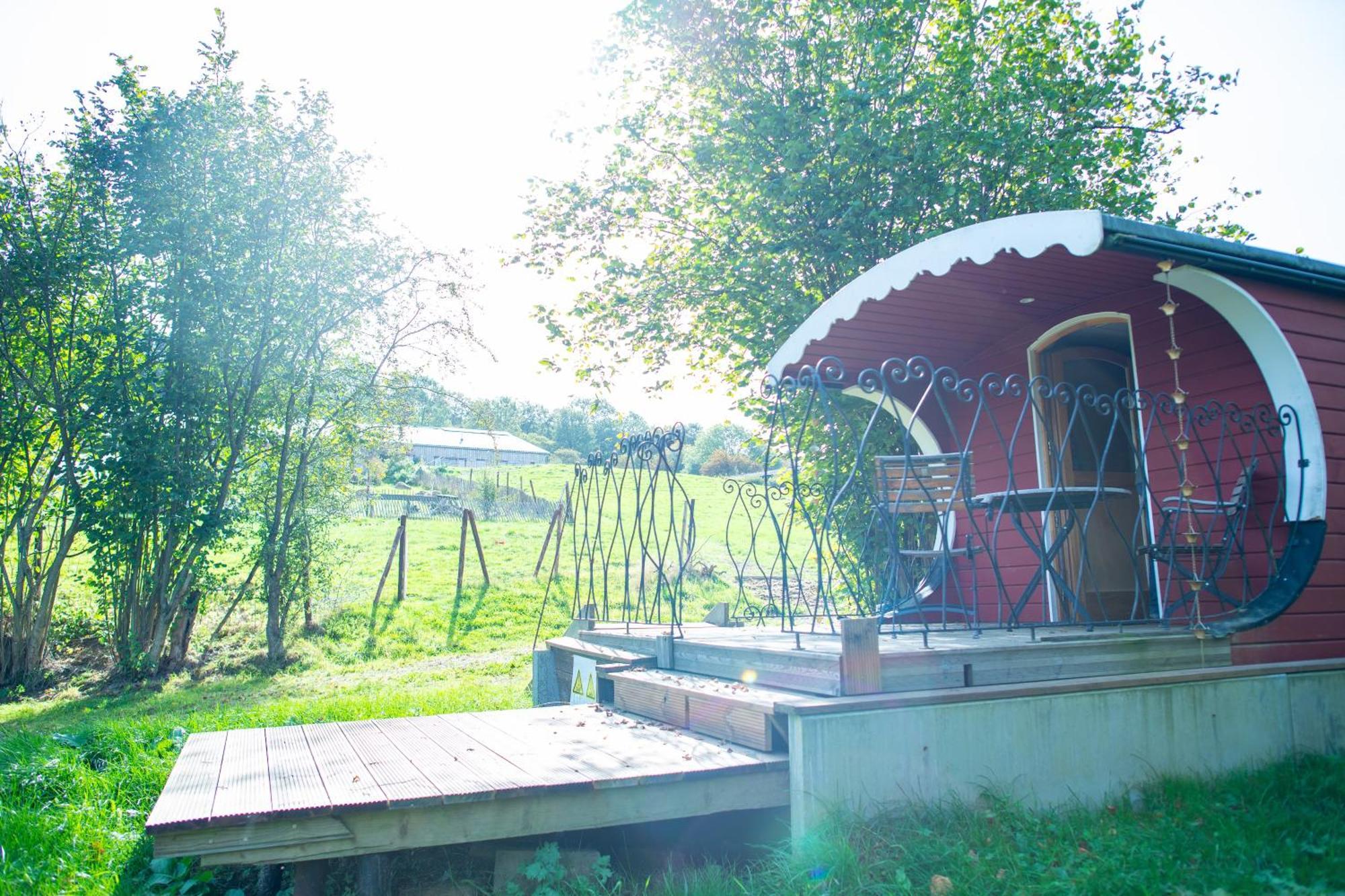La Tiny House De La Bergerie Villa Lierneux ภายนอก รูปภาพ
